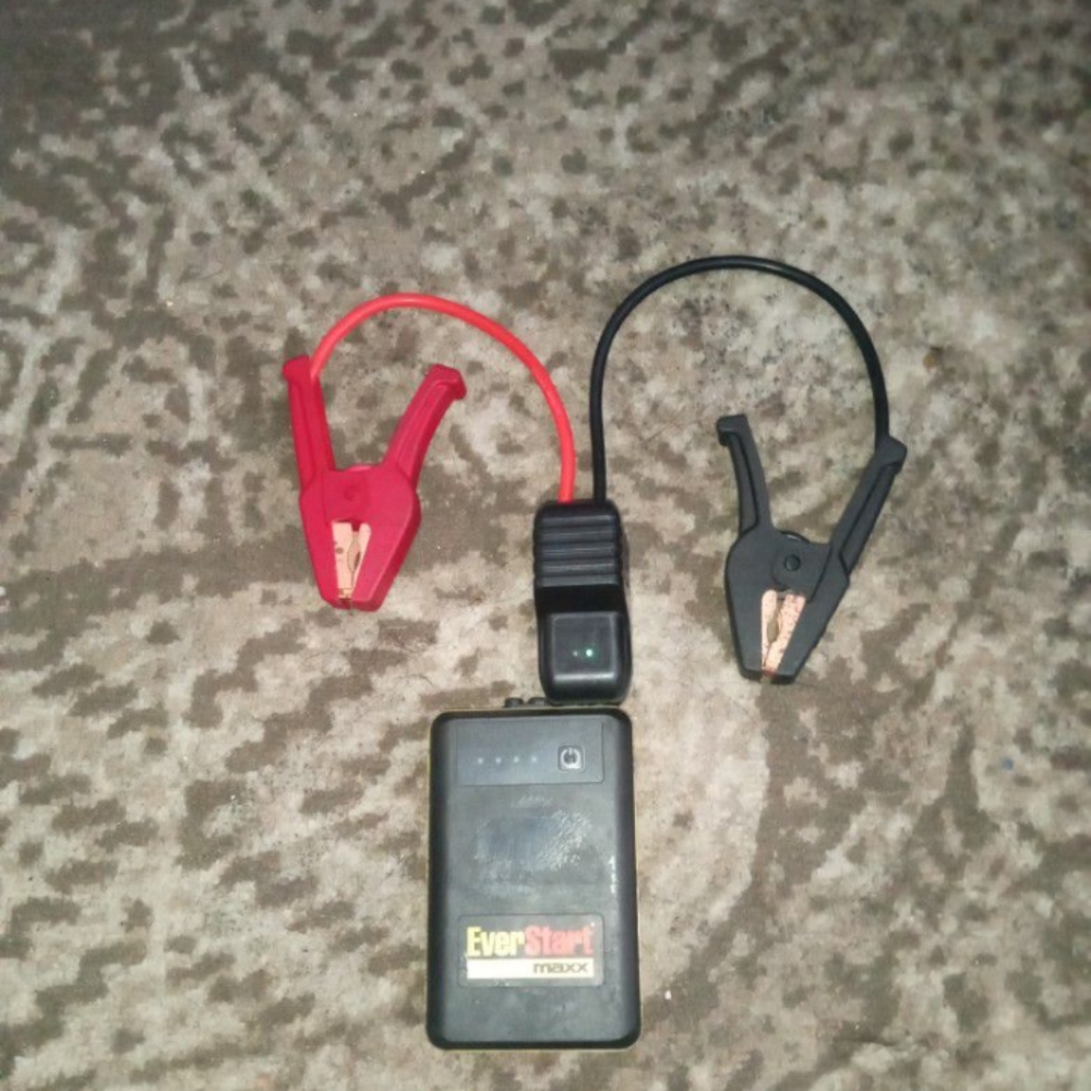 EverStart Jump Starter.